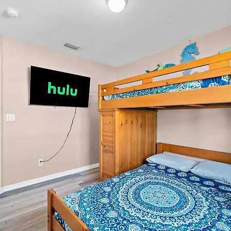 Sunset Serenity - 3Br Beach Townhome With Outdoor Patio - New Hot Tub, Steps To Ocean Fun! Melbourne Bagian luar foto