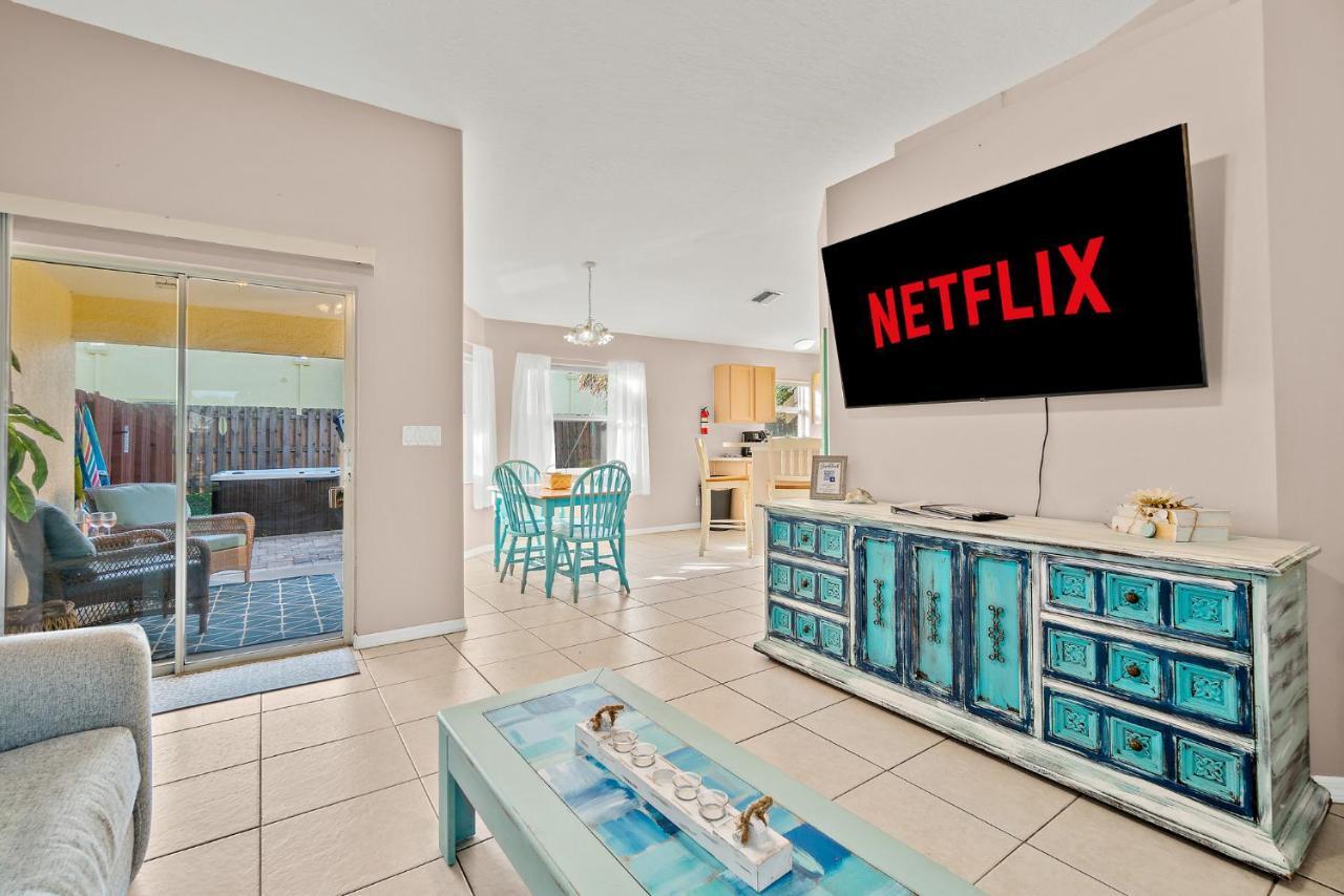 Sunset Serenity - 3Br Beach Townhome With Outdoor Patio - New Hot Tub, Steps To Ocean Fun! Melbourne Bagian luar foto
